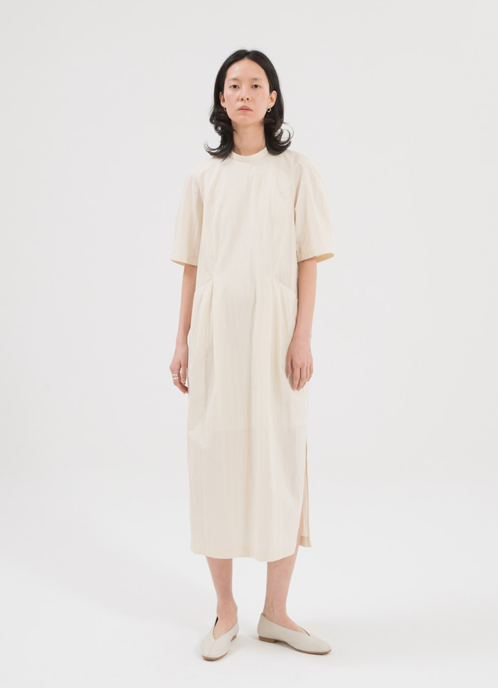ROUNDED SHOULDER COCOON DRESS / DAYLIGHT
