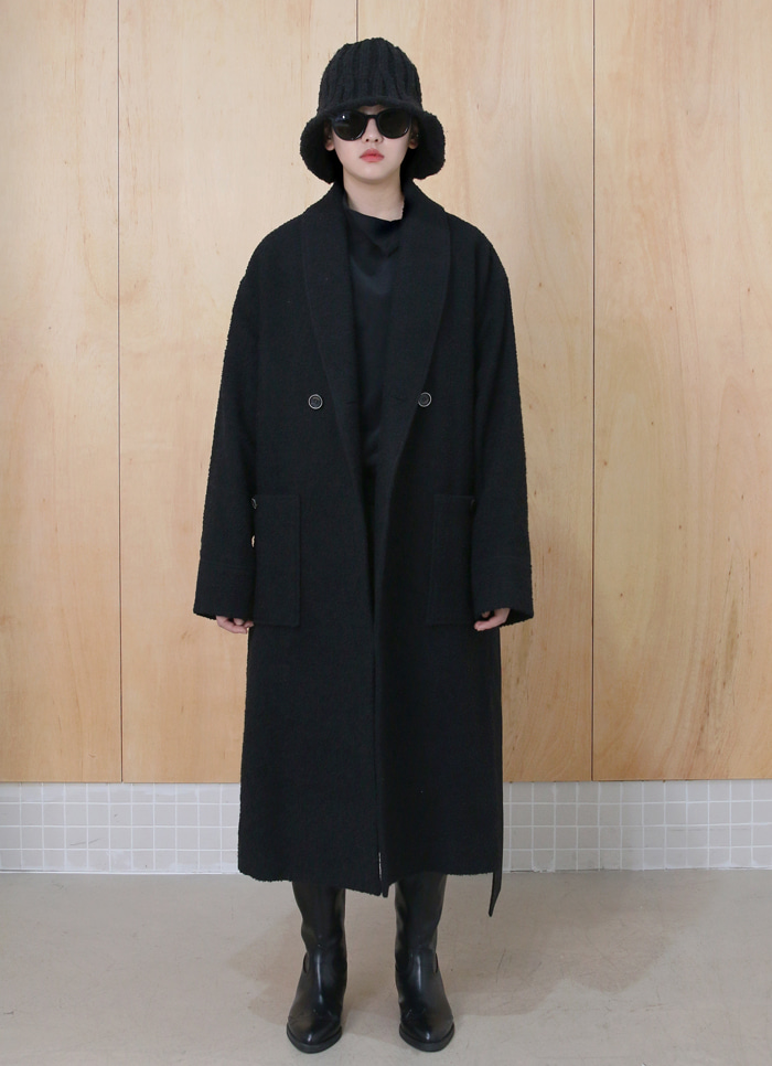 GOWN OVER COAT / BOUCLE BLACK